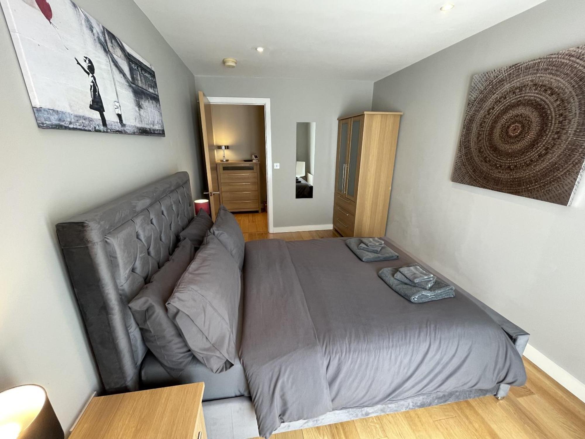 Stunning 2-Bed Town Centre Apartment - Hosted By Hutch Lifestyle Leamington Spa Exteriör bild